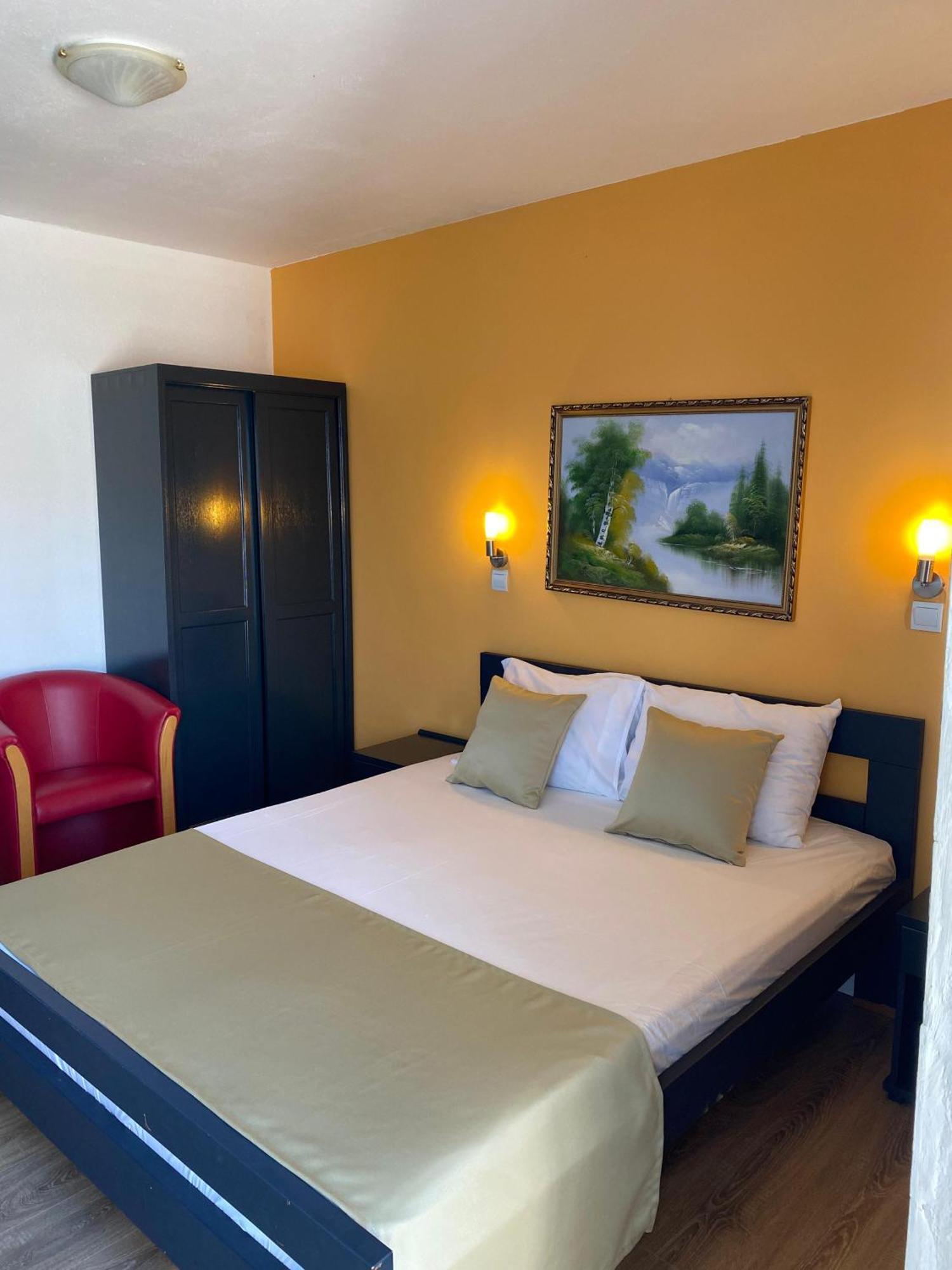 New Hotel Kuc By Marvel Budva Eksteriør bilde
