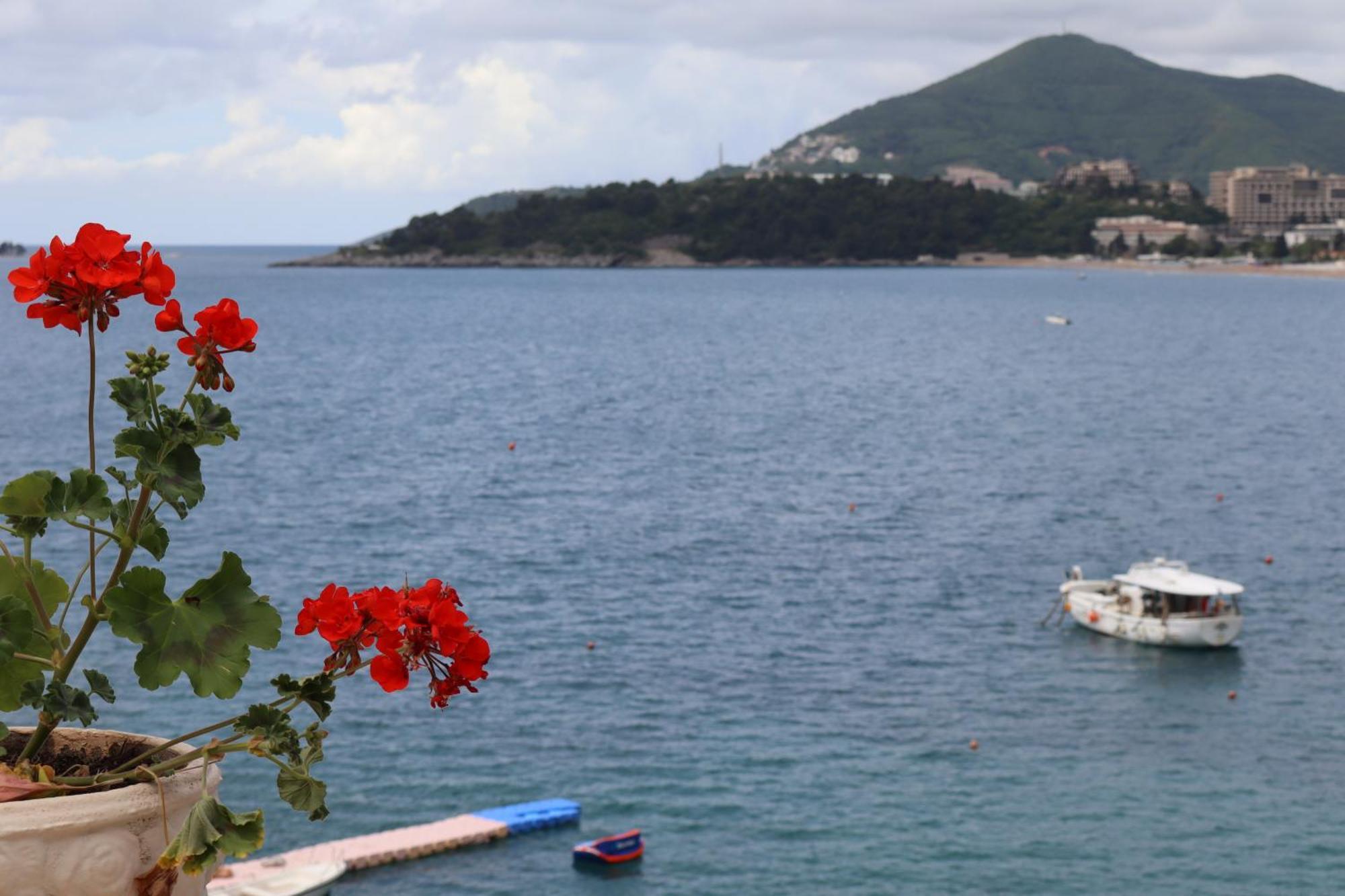 New Hotel Kuc By Marvel Budva Eksteriør bilde